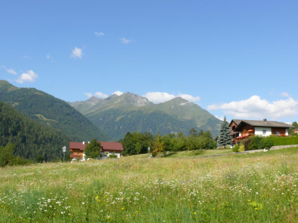 Gaestehaus Hanser Virgen Exterior foto